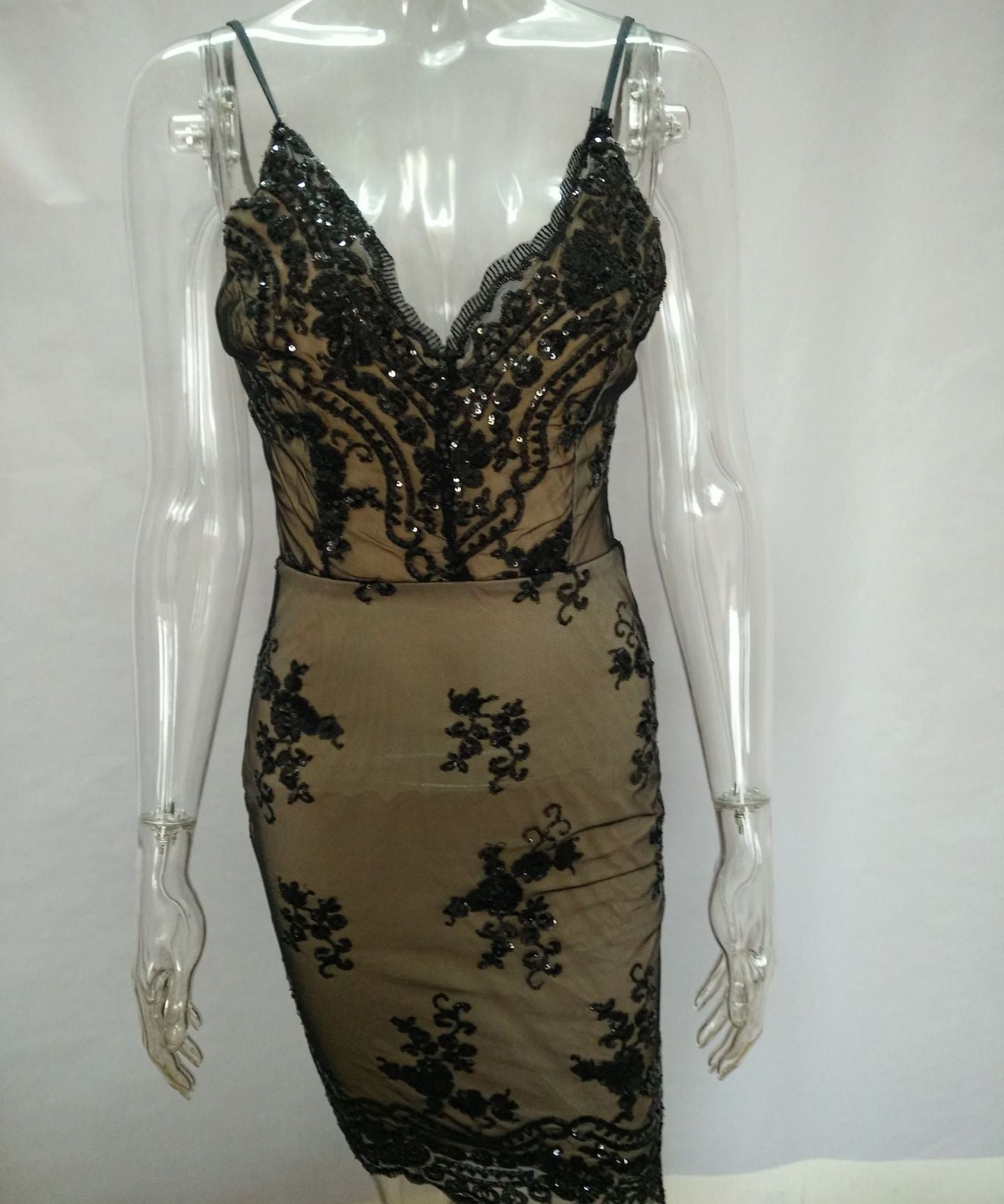 Summer Sequin Club Dress with Deep V Neck and Backless