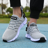 New Summer Soft Soled Running Shoes