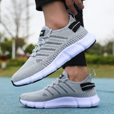 New Summer Soft Soled Running Shoes