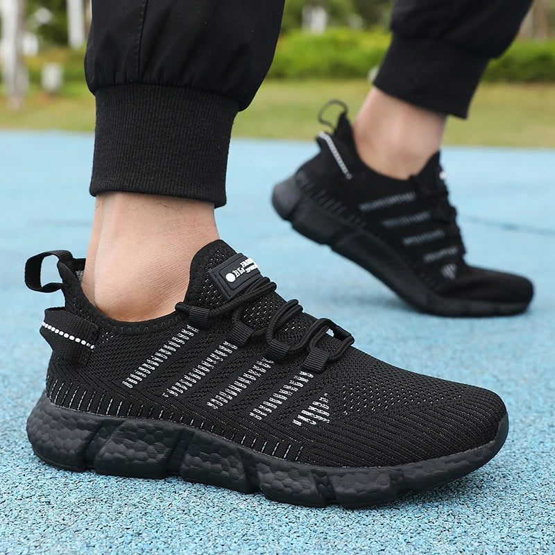 New Summer Soft Soled Running Shoes