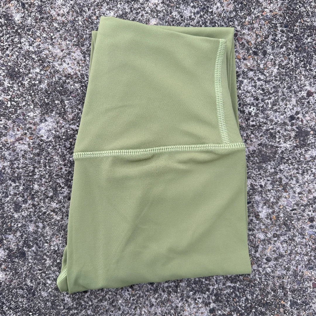 Solid Color Back Waist Pocket High Waist Yoga Legging