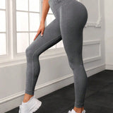 Seamless letter peach yoga pants