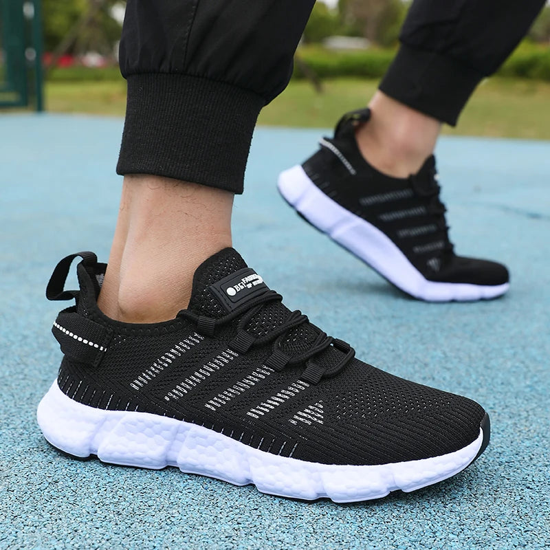 New Summer Soft Soled Running Shoes